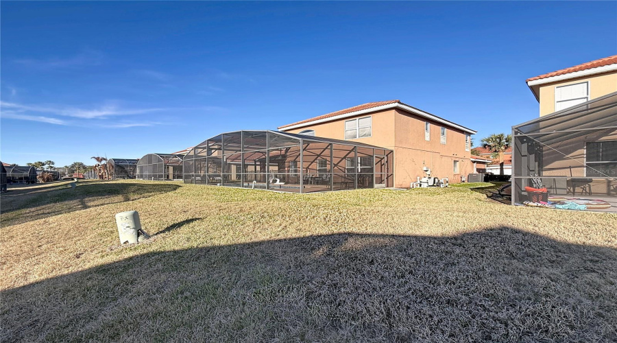 DAVENPORT, Florida 33897, 5 Bedrooms Bedrooms, ,4 BathroomsBathrooms,Residential,For Sale,SEVILLA,0,MFRS5147162