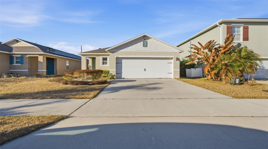 DAVENPORT, Florida 33837, 3 Bedrooms Bedrooms, ,2 BathroomsBathrooms,Residential,For Sale,EAGLEVIEW,0,MFRTB8476450