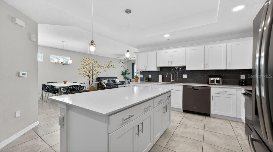 KISSIMMEE, Florida 34746, 3 Bedrooms Bedrooms, ,2 BathroomsBathrooms,Residential,For Sale,PARADOX,0,MFRO6395471