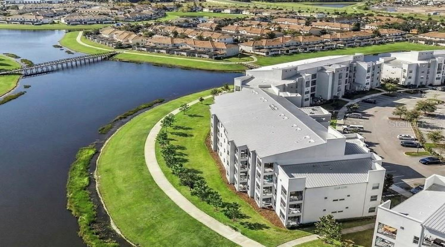 KISSIMMEE, Florida 34746, 3 Bedrooms Bedrooms, ,2 BathroomsBathrooms,Residential,For Sale,PARADOX,0,MFRO6395471