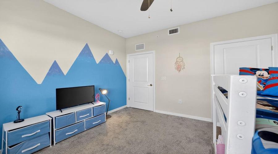 KISSIMMEE, Florida 34746, 3 Bedrooms Bedrooms, ,2 BathroomsBathrooms,Residential,For Sale,PARADOX,0,MFRO6395471