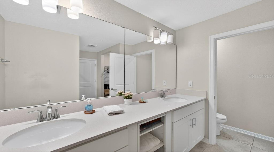 KISSIMMEE, Florida 34746, 3 Bedrooms Bedrooms, ,2 BathroomsBathrooms,Residential,For Sale,PARADOX,0,MFRO6395471