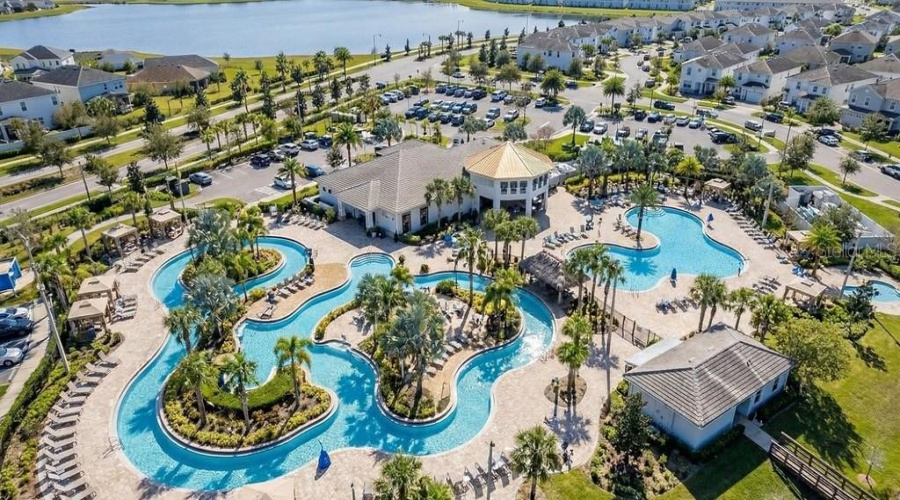 KISSIMMEE, Florida 34746, 3 Bedrooms Bedrooms, ,2 BathroomsBathrooms,Residential,For Sale,PARADOX,0,MFRO6395471