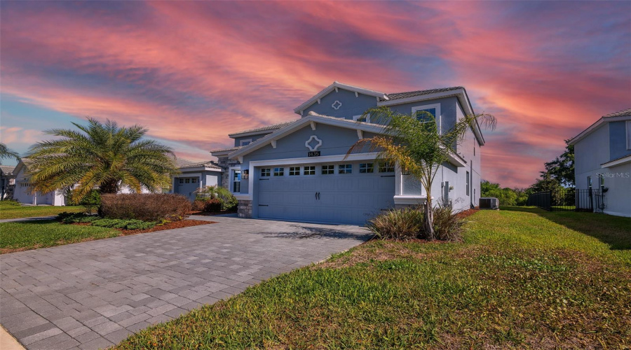 CHAMPIONS GATE, Florida 33896, 6 Bedrooms Bedrooms, ,4 BathroomsBathrooms,Residential,For Sale,OLYMPIC CLUB,0,MFRO6396770