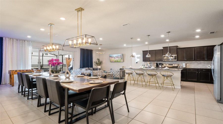 DAVENPORT, Florida 33897, 10 Bedrooms Bedrooms, ,8 BathroomsBathrooms,Residential,For Sale,LANA,0,MFRO6396774