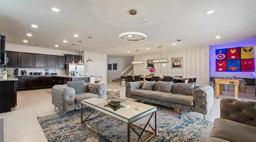 DAVENPORT, Florida 33897, 10 Bedrooms Bedrooms, ,8 BathroomsBathrooms,Residential,For Sale,LANA,0,MFRO6396774