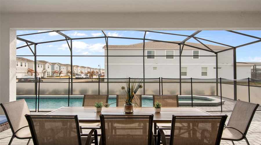 DAVENPORT, Florida 33897, 10 Bedrooms Bedrooms, ,8 BathroomsBathrooms,Residential,For Sale,LANA,0,MFRO6396774