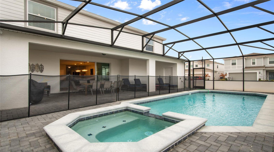 DAVENPORT, Florida 33897, 10 Bedrooms Bedrooms, ,8 BathroomsBathrooms,Residential,For Sale,LANA,0,MFRO6396774