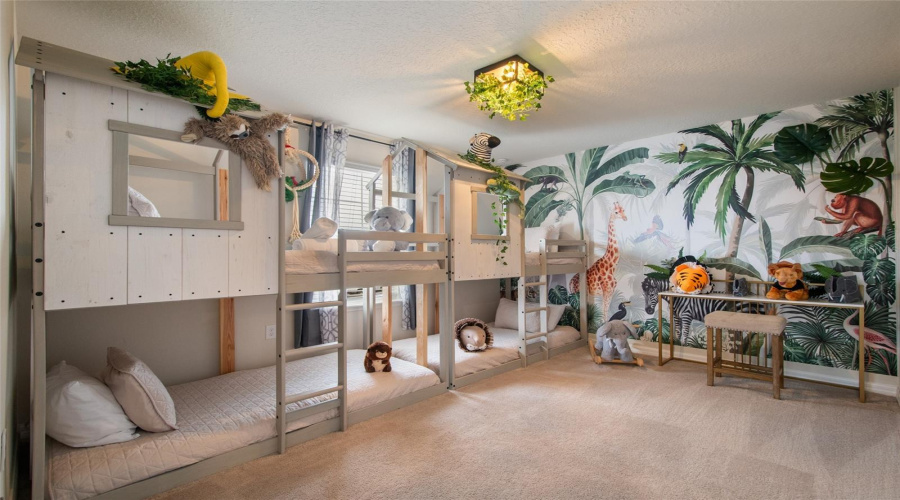 DAVENPORT, Florida 33897, 10 Bedrooms Bedrooms, ,8 BathroomsBathrooms,Residential,For Sale,LANA,0,MFRO6396774