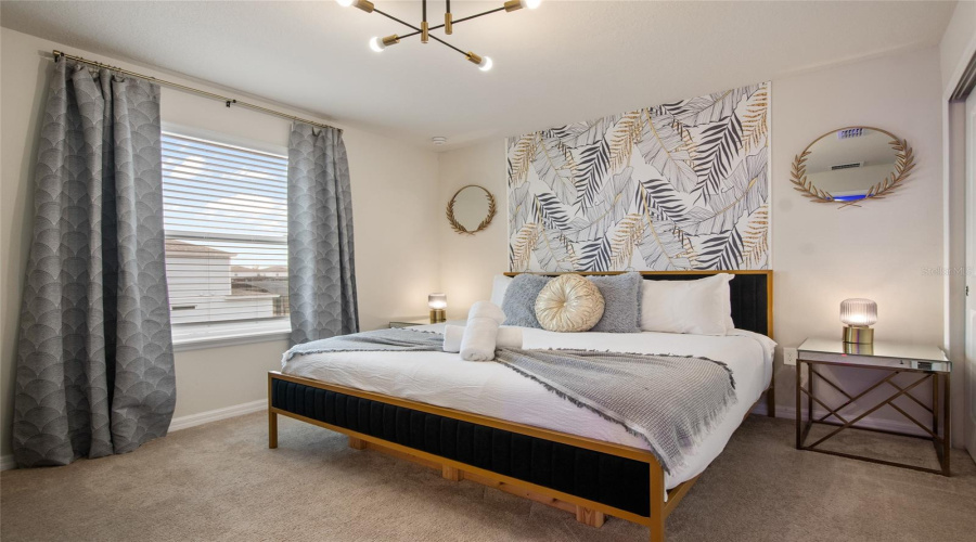 DAVENPORT, Florida 33897, 10 Bedrooms Bedrooms, ,8 BathroomsBathrooms,Residential,For Sale,LANA,0,MFRO6396774