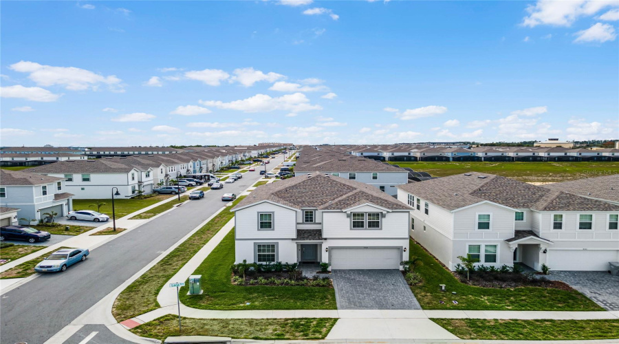 DAVENPORT, Florida 33897, 10 Bedrooms Bedrooms, ,8 BathroomsBathrooms,Residential,For Sale,LANA,0,MFRO6396774