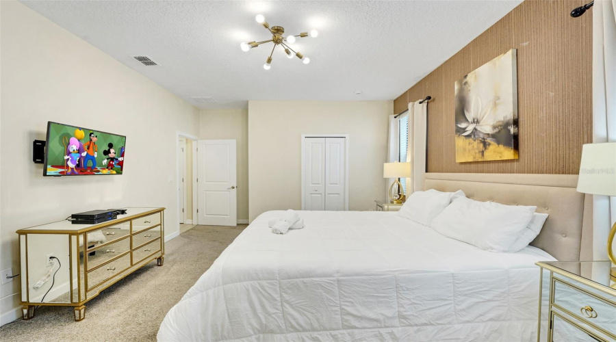 KISSIMMEE, Florida 34746, 8 Bedrooms Bedrooms, ,5 BathroomsBathrooms,Residential,For Sale,FABLE,0,MFRO6358672