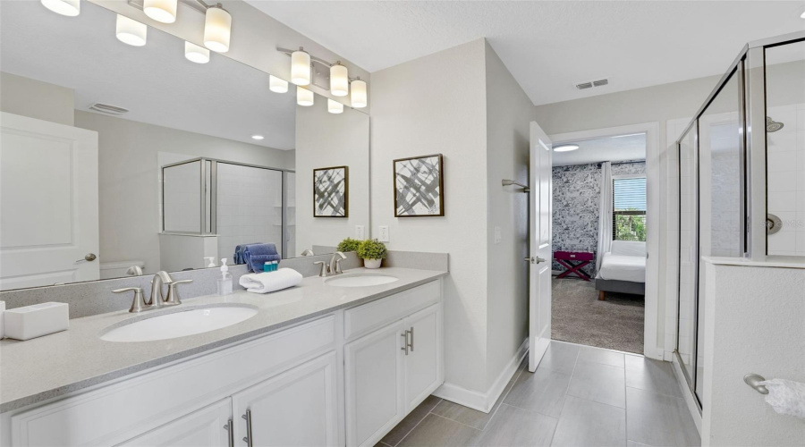 KISSIMMEE, Florida 34746, 8 Bedrooms Bedrooms, ,5 BathroomsBathrooms,Residential,For Sale,FABLE,0,MFRO6358672