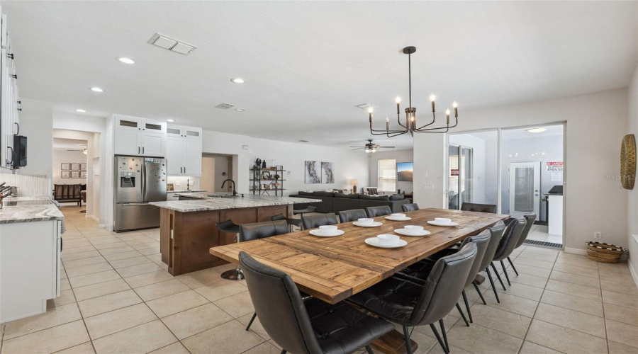 DAVENPORT, Florida 33837, 5 Bedrooms Bedrooms, ,5 BathroomsBathrooms,Residential,For Sale,ORANGE COSMOS,0,MFRG5110374