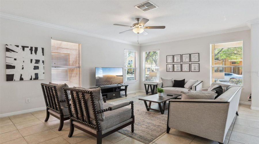 DAVENPORT, Florida 33837, 5 Bedrooms Bedrooms, ,5 BathroomsBathrooms,Residential,For Sale,ORANGE COSMOS,0,MFRG5110374