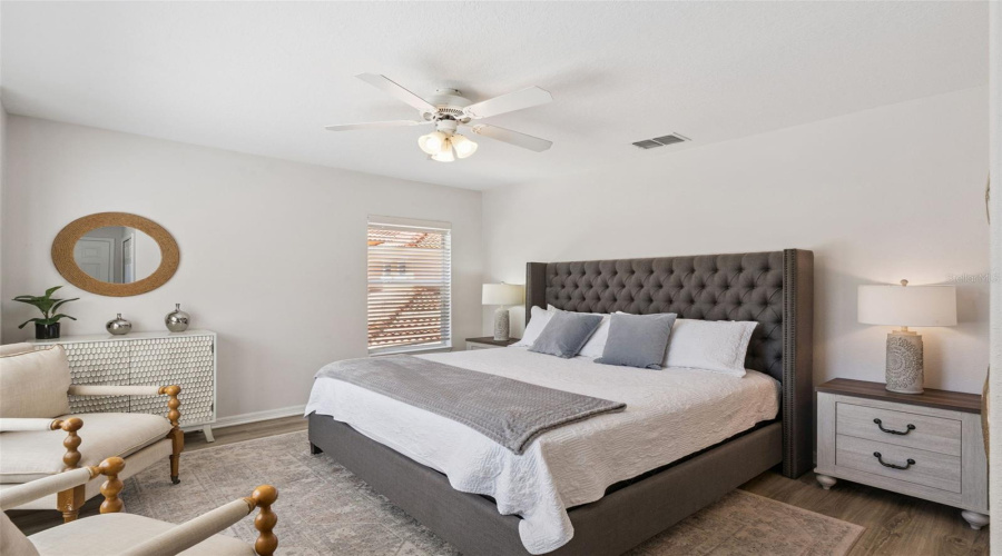 Front corner bedroom/ensuite