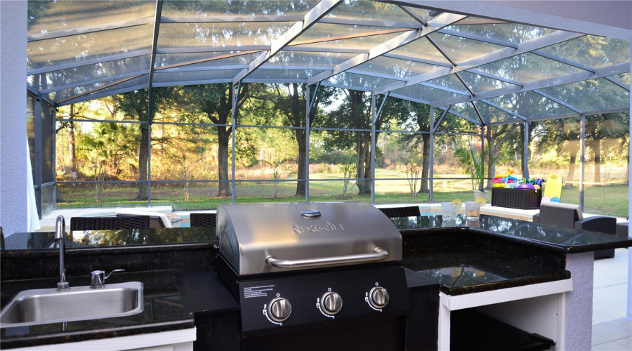 DAVENPORT, Florida 33837, 5 Bedrooms Bedrooms, ,5 BathroomsBathrooms,Residential,For Sale,ORANGE COSMOS,0,MFRG5110374