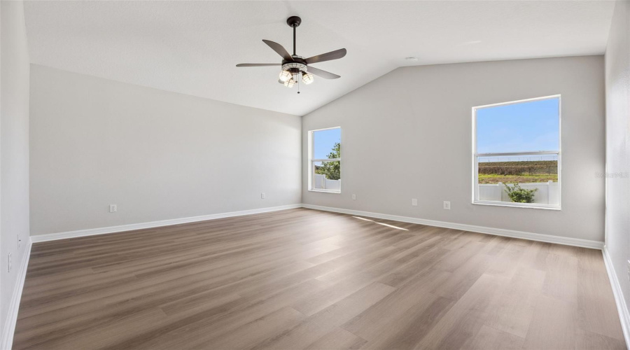 DAVENPORT, Florida 33896, 3 Bedrooms Bedrooms, ,2 BathroomsBathrooms,Residential,For Sale,KNIGHTSBRIDGE,0,MFRO6396422