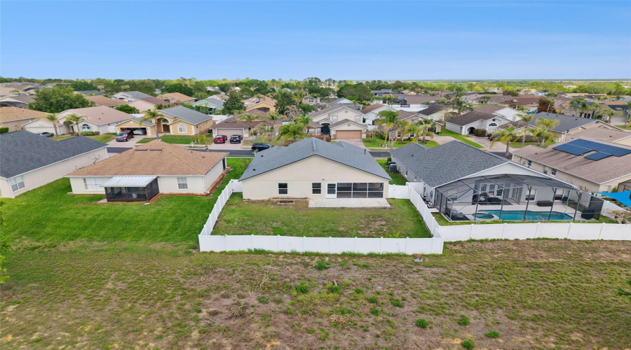 DAVENPORT, Florida 33896, 3 Bedrooms Bedrooms, ,2 BathroomsBathrooms,Residential,For Sale,KNIGHTSBRIDGE,0,MFRO6396422