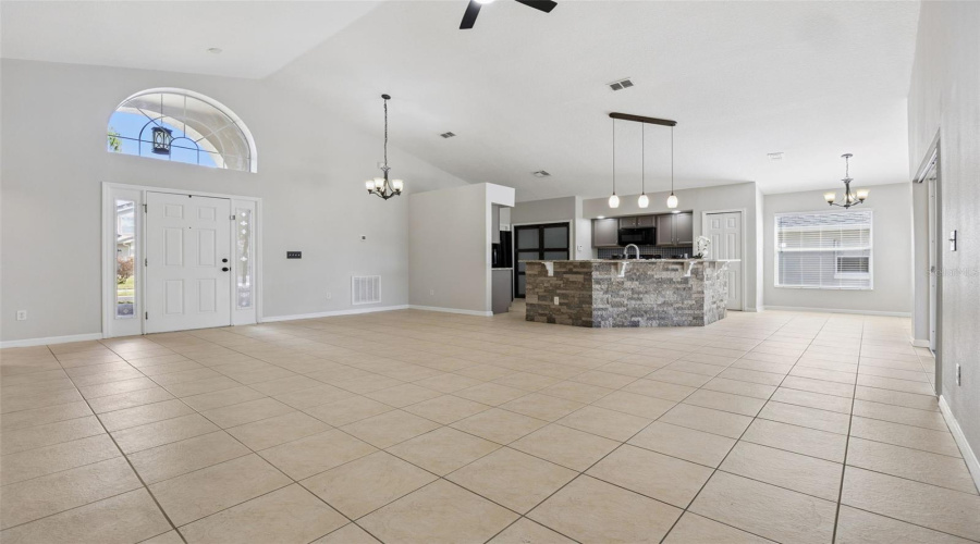 DAVENPORT, Florida 33896, 3 Bedrooms Bedrooms, ,2 BathroomsBathrooms,Residential,For Sale,KNIGHTSBRIDGE,0,MFRO6396422