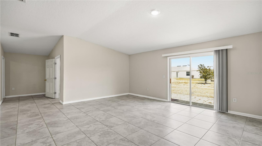 KISSIMMEE, Florida 34746, 3 Bedrooms Bedrooms, ,2 BathroomsBathrooms,Residential,For Sale,BLACKBIRD,0,MFRO6396649