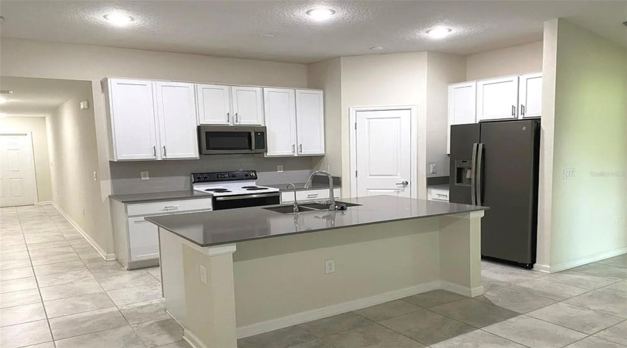 KISSIMMEE, Florida 34746, 3 Bedrooms Bedrooms, ,2 BathroomsBathrooms,Residential,For Sale,BLACKBIRD,0,MFRO6396649