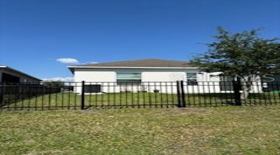 KISSIMMEE, Florida 34746, 3 Bedrooms Bedrooms, ,2 BathroomsBathrooms,Residential,For Sale,DESERT ROSE,0,MFRS5147278