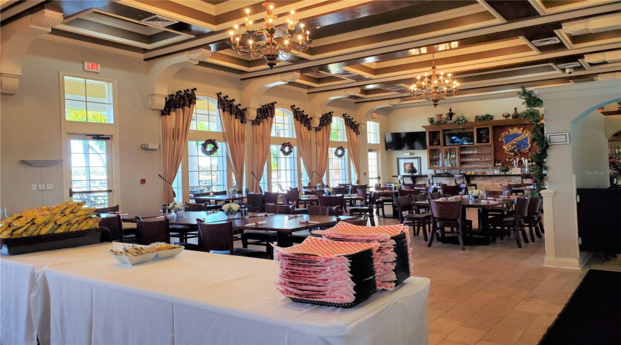 Blue Heron Restaurant & Tavern onsite