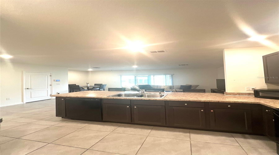 KISSIMMEE, Florida 34747, 3 Bedrooms Bedrooms, ,2 BathroomsBathrooms,Residential,For Sale,ALBA,0,MFRO6319729