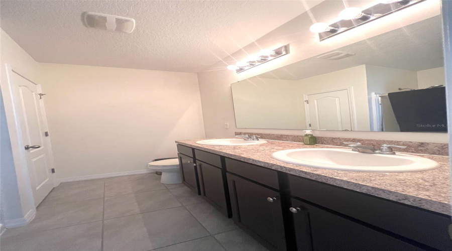 KISSIMMEE, Florida 34747, 3 Bedrooms Bedrooms, ,2 BathroomsBathrooms,Residential,For Sale,ALBA,0,MFRO6319729