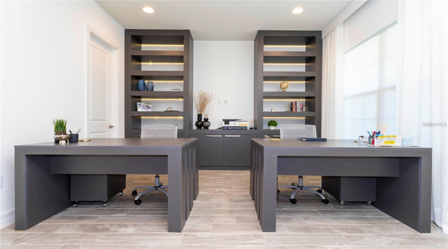 ORLANDO, Florida 32836, 6 Bedrooms Bedrooms, ,4 BathroomsBathrooms,Residential,For Sale,WANDERING,0,MFRS5147298