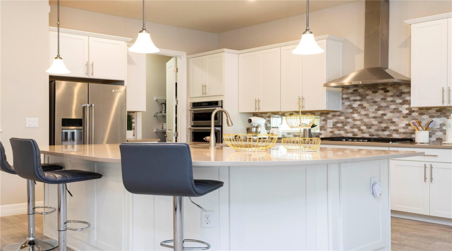 ORLANDO, Florida 32836, 6 Bedrooms Bedrooms, ,4 BathroomsBathrooms,Residential,For Sale,WANDERING,0,MFRS5147298