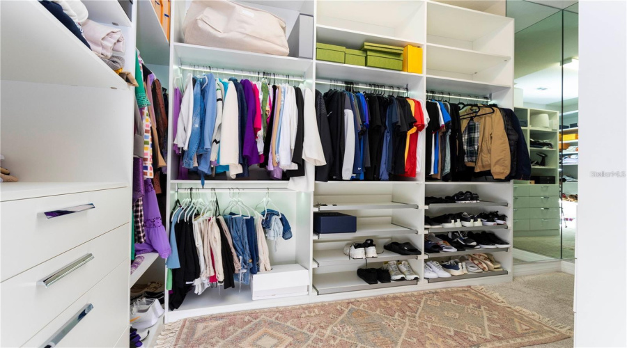 ORLANDO, Florida 32836, 6 Bedrooms Bedrooms, ,4 BathroomsBathrooms,Residential,For Sale,WANDERING,0,MFRS5147298