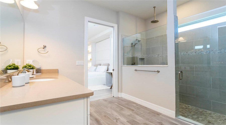 ORLANDO, Florida 32836, 6 Bedrooms Bedrooms, ,4 BathroomsBathrooms,Residential,For Sale,WANDERING,0,MFRS5147298