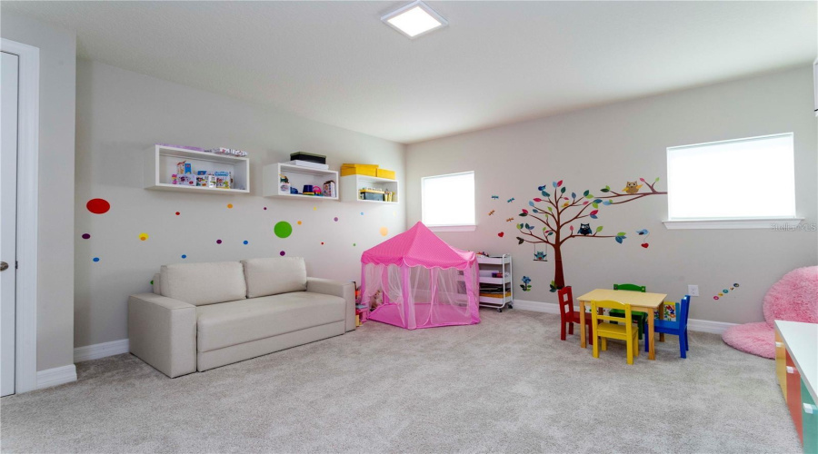 ORLANDO, Florida 32836, 6 Bedrooms Bedrooms, ,4 BathroomsBathrooms,Residential,For Sale,WANDERING,0,MFRS5147298