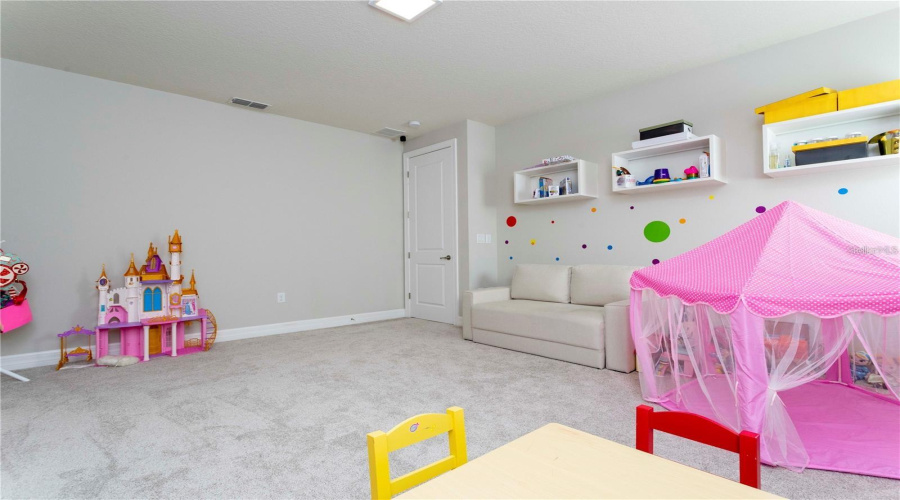 ORLANDO, Florida 32836, 6 Bedrooms Bedrooms, ,4 BathroomsBathrooms,Residential,For Sale,WANDERING,0,MFRS5147298