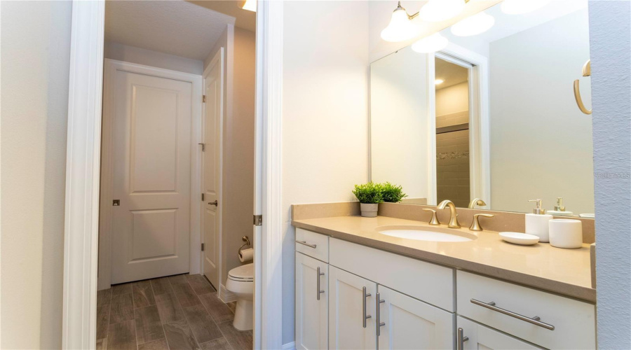 ORLANDO, Florida 32836, 6 Bedrooms Bedrooms, ,4 BathroomsBathrooms,Residential,For Sale,WANDERING,0,MFRS5147298