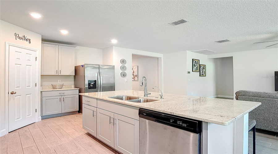 DAVENPORT, Florida 33896, 4 Bedrooms Bedrooms, ,3 BathroomsBathrooms,Residential,For Sale,VISTA VILLAGES BLVD,0,MFRS5147196