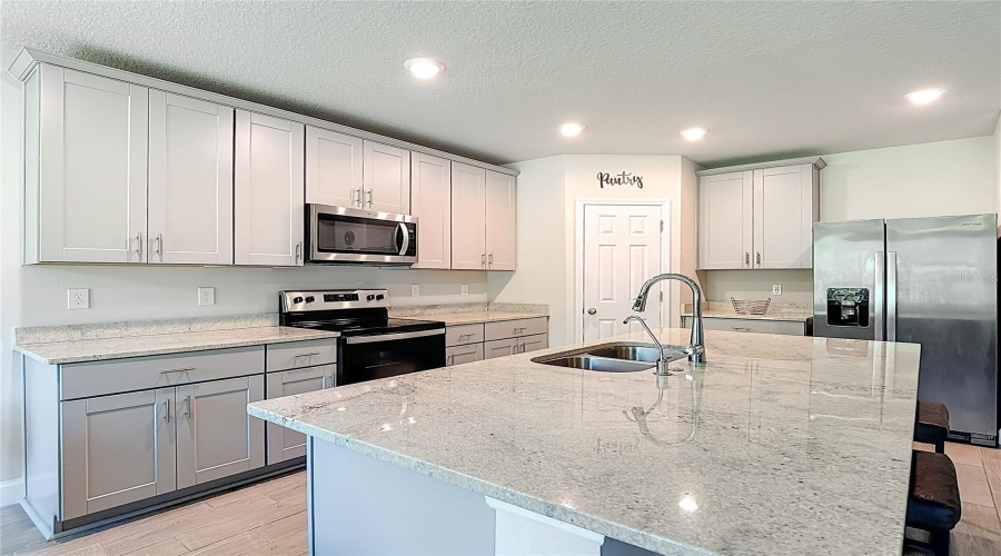 DAVENPORT, Florida 33896, 4 Bedrooms Bedrooms, ,3 BathroomsBathrooms,Residential,For Sale,VISTA VILLAGES BLVD,0,MFRS5147196