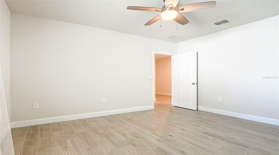 DAVENPORT, Florida 33896, 4 Bedrooms Bedrooms, ,3 BathroomsBathrooms,Residential,For Sale,VISTA VILLAGES BLVD,0,MFRS5147196