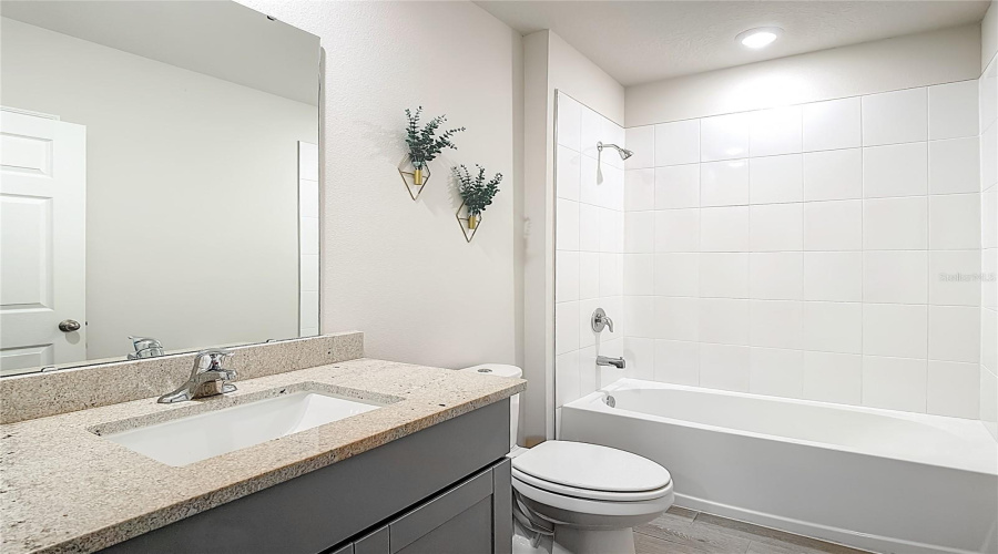 DAVENPORT, Florida 33896, 4 Bedrooms Bedrooms, ,3 BathroomsBathrooms,Residential,For Sale,VISTA VILLAGES BLVD,0,MFRS5147196