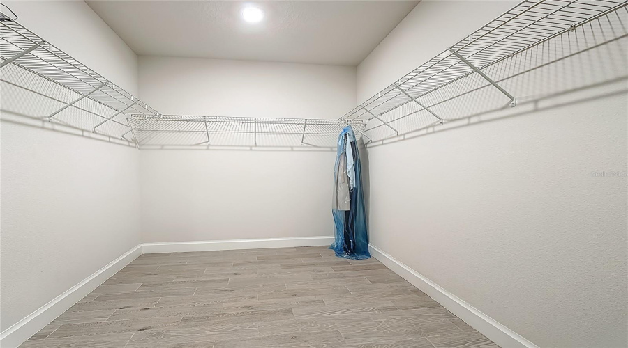 DAVENPORT, Florida 33896, 4 Bedrooms Bedrooms, ,3 BathroomsBathrooms,Residential,For Sale,VISTA VILLAGES BLVD,0,MFRS5147196