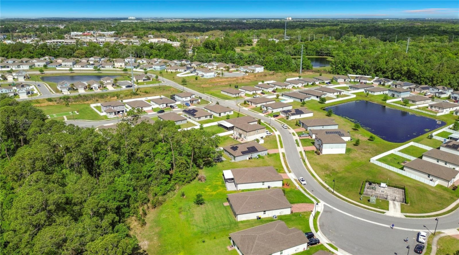 DAVENPORT, Florida 33896, 4 Bedrooms Bedrooms, ,3 BathroomsBathrooms,Residential,For Sale,VISTA VILLAGES BLVD,0,MFRS5147196