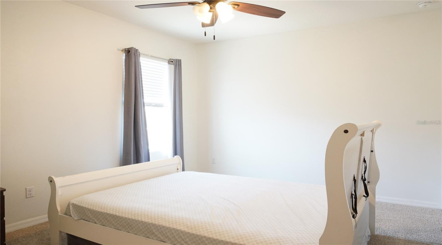 KISSIMMEE, Florida 34747, 5 Bedrooms Bedrooms, ,3 BathroomsBathrooms,Residential,For Sale,PYRUS,0,MFRS5147295