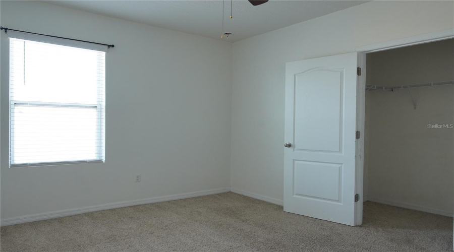 KISSIMMEE, Florida 34747, 5 Bedrooms Bedrooms, ,3 BathroomsBathrooms,Residential,For Sale,PYRUS,0,MFRS5147295