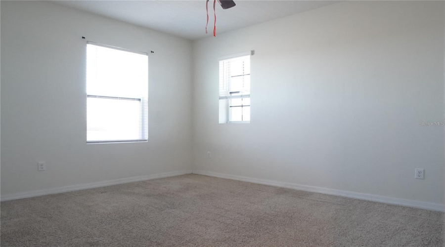 KISSIMMEE, Florida 34747, 5 Bedrooms Bedrooms, ,3 BathroomsBathrooms,Residential,For Sale,PYRUS,0,MFRS5147295