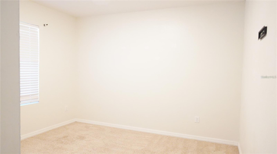 KISSIMMEE, Florida 34747, 5 Bedrooms Bedrooms, ,3 BathroomsBathrooms,Residential,For Sale,PYRUS,0,MFRS5147295