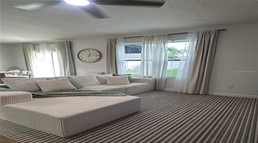 KISSIMMEE, Florida 34747, 5 Bedrooms Bedrooms, ,3 BathroomsBathrooms,Residential,For Sale,PYRUS,0,MFRS5147295