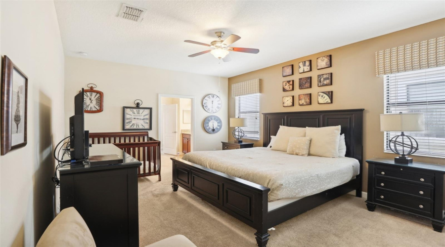 DAVENPORT, Florida 33896, 8 Bedrooms Bedrooms, ,5 BathroomsBathrooms,Residential,For Sale,WEXFORD,0,MFRO6209011