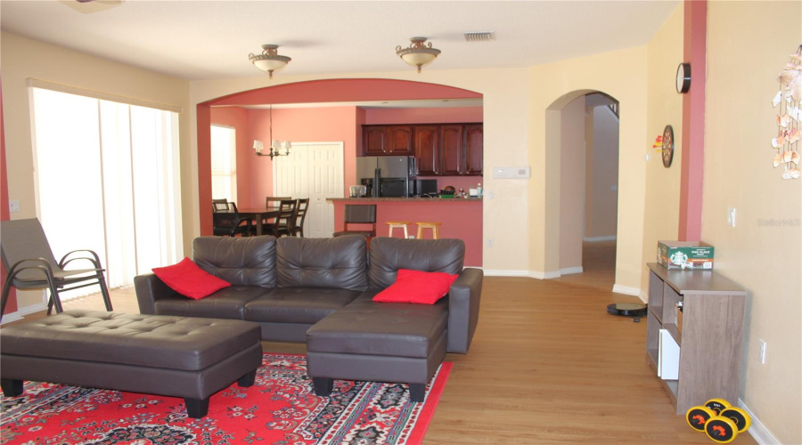 KISSIMMEE, Florida 34746, 5 Bedrooms Bedrooms, ,4 BathroomsBathrooms,Residential,For Sale,CHAPALA,0,MFRO6396893